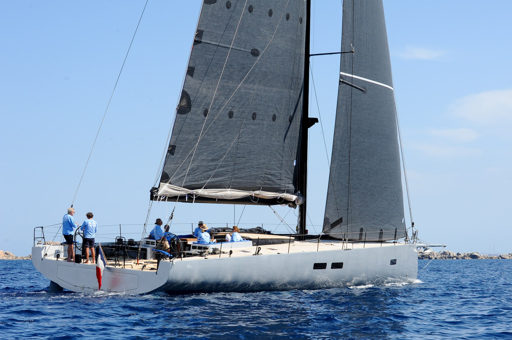Code 3 | Carbon maxi yacht by Black Pepper